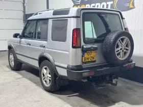 Land Rover Discovery thumbnail 7