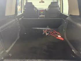 Land Rover Discovery thumbnail 9