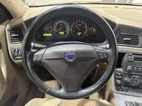 Volvo V70 2.4D thumbnail 14