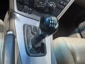 Volvo V70 2.4D thumbnail 16