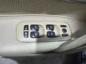 Volvo V70 2.4D thumbnail 20