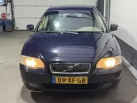 Volvo V70 2.4D thumbnail 27
