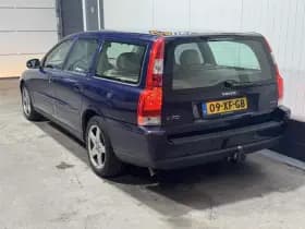 Volvo V70 2.4D thumbnail 7