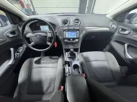 Ford Mondeo thumbnail 11