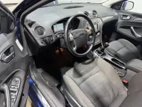 Ford Mondeo thumbnail 10