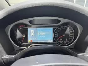 Ford S-Max thumbnail 13