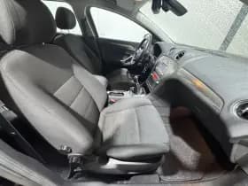 Ford Mondeo thumbnail 12