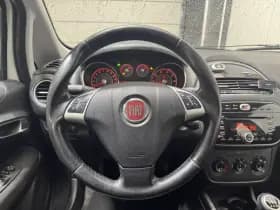 Fiat Punto thumbnail 12