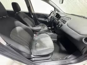 Fiat Punto thumbnail 24