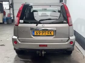 Nissan X-Trail thumbnail 6