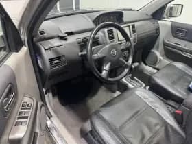 Nissan X-Trail thumbnail 10