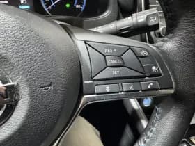 Nissan Leaf thumbnail 18