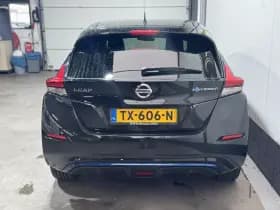 Nissan Leaf thumbnail 6