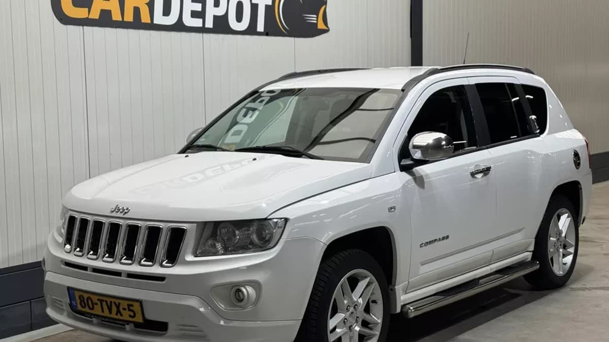 Jeep Compass — foto 1
