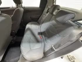 Chevrolet Spark thumbnail 21