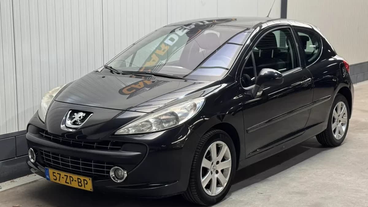 Peugeot 207 — foto 1