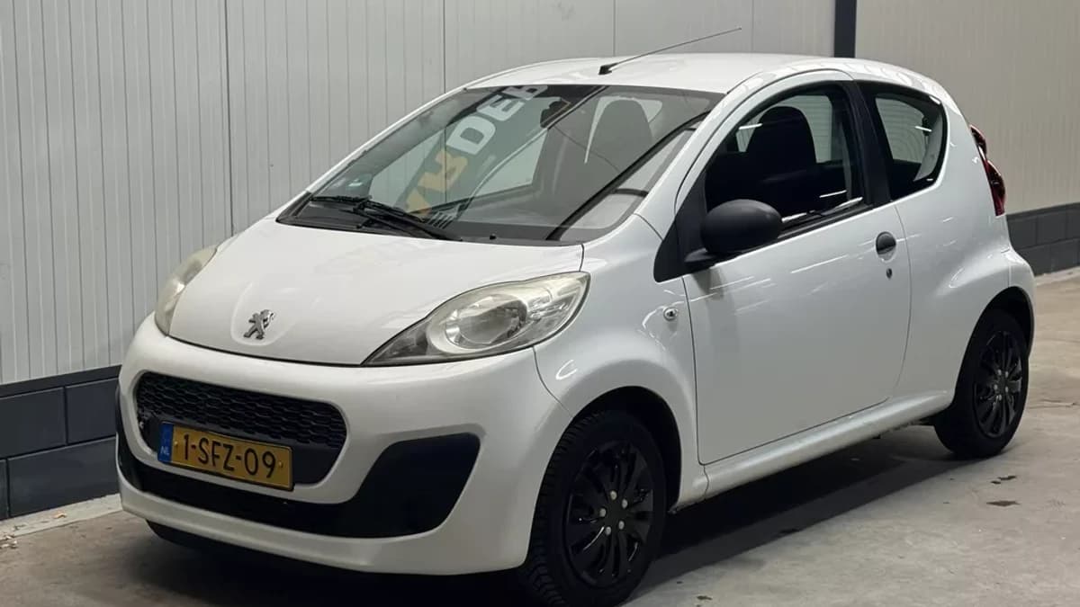Peugeot 107 — foto 1