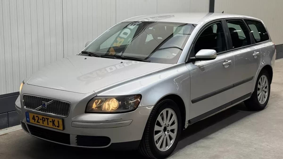 Volvo V50 — foto 1