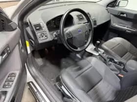 Volvo V50 thumbnail 11