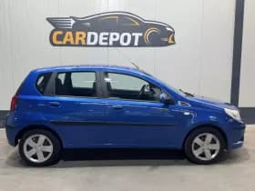 Chevrolet Aveo thumbnail 4