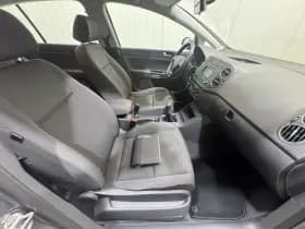 Volkswagen Golf thumbnail 12