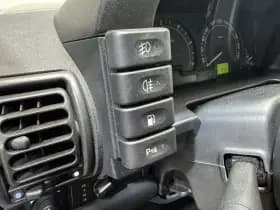 Land Rover Discovery thumbnail 23