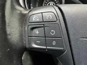 Volvo V40 thumbnail 17