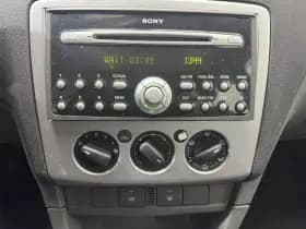 Ford Focus thumbnail 18