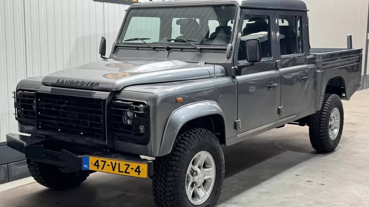 Land Rover Defender — foto 1