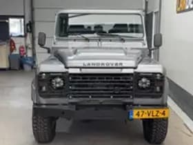 Land Rover Defender thumbnail 26