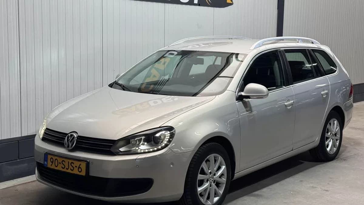 Volkswagen Golf — foto 1