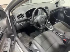 Volkswagen Golf thumbnail 10