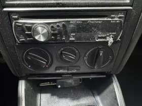 Volkswagen Golf thumbnail 14