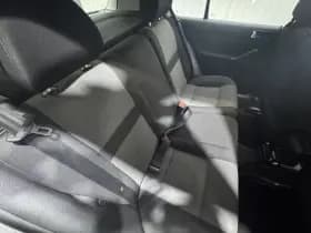 Volkswagen Golf thumbnail 20