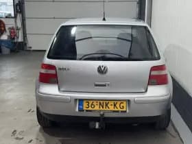 Volkswagen Golf thumbnail 6
