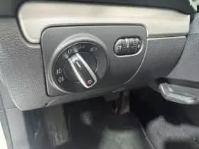 Volkswagen Golf thumbnail 23