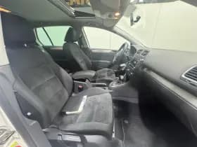 Volkswagen Golf thumbnail 26