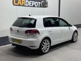 Volkswagen Golf thumbnail 33