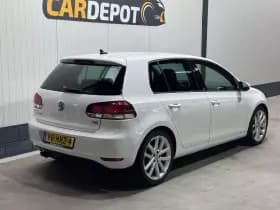 Volkswagen Golf thumbnail 5
