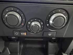 Land Rover Discovery thumbnail 17