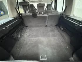 Land Rover Discovery thumbnail 9