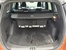 Ford Kuga thumbnail 9