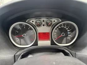Ford Focus thumbnail 12