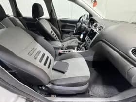 Ford Focus thumbnail 22