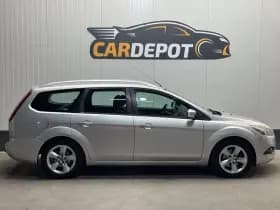Ford Focus thumbnail 4