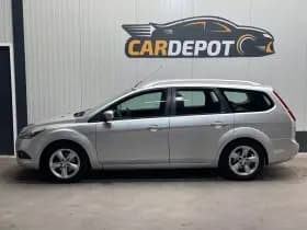 Ford Focus thumbnail 8