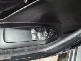 Peugeot 208 thumbnail 24