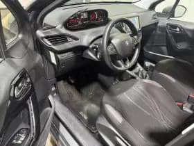 Peugeot 208 thumbnail 10