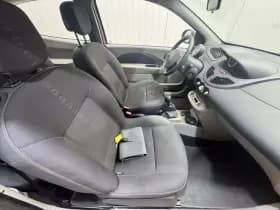 Renault Twingo thumbnail 21