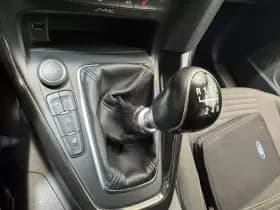 Ford Focus thumbnail 17
